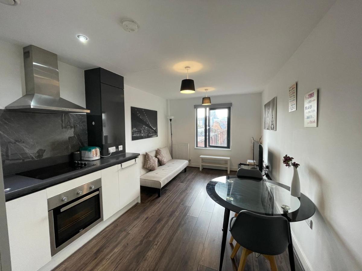Modern Apartment Near Bullring Birmingham Exterior foto